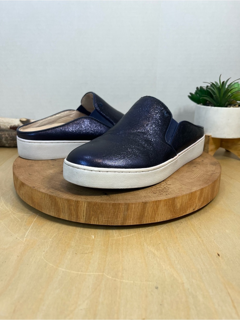 Vionic Splendid Dakota Metallic Navy Blue Slip On Sneaker Mule Shoes Size 8 - Picture 6 of 16